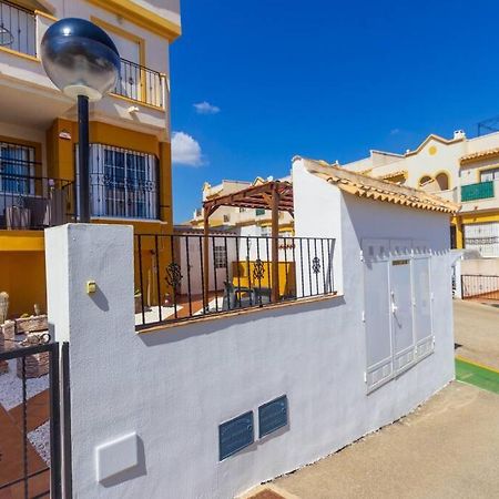 Вілла La Casa De Mi Suenos Торрев'єха Екстер'єр фото